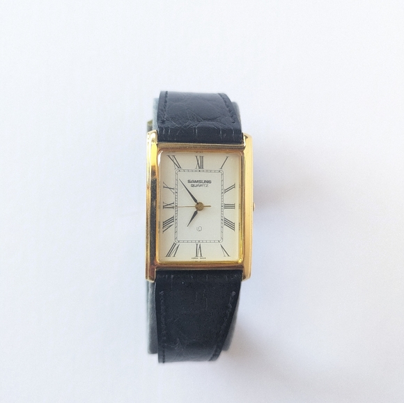 Samsung Other - Vintage Square Frame Watch